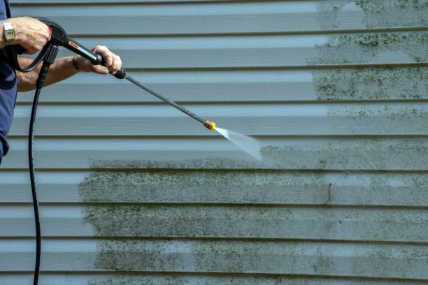 Best Oil Spill Cleanup  in Fairfax, IA